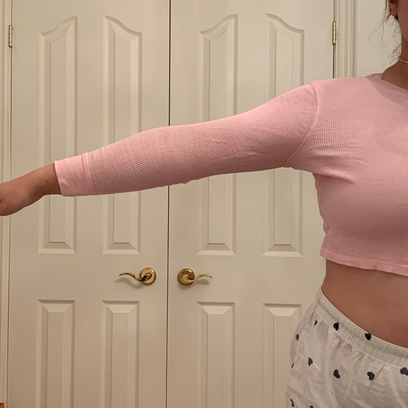 Forever 21 Pink Crop Top - Picture 2 of 4